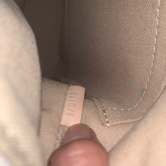 Louis Vuitton Siracusa PM Damier Azur - Picture 7 of 8